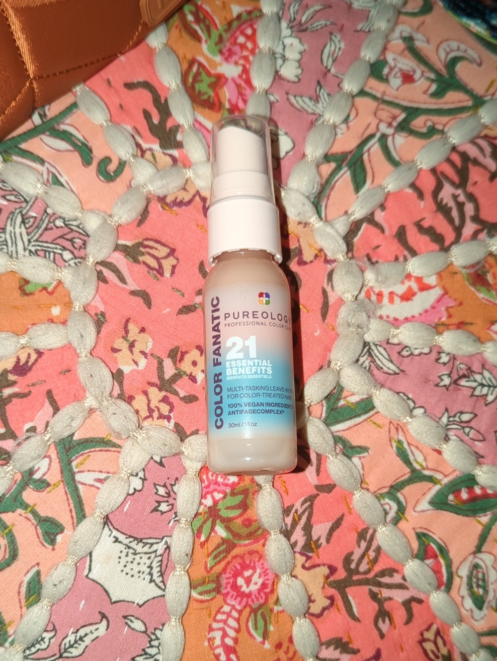 Pureology Color Fanatic Multi-Benefit Leave-In Primer – Pink Bottle